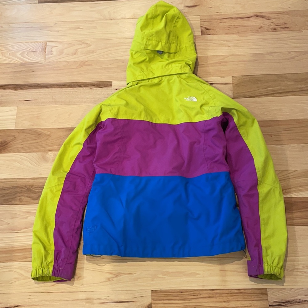 The North Face Cryptic Jacket Winter Coat - Picture 8 of 12